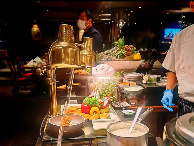  The Emerald Hotel buffet 
