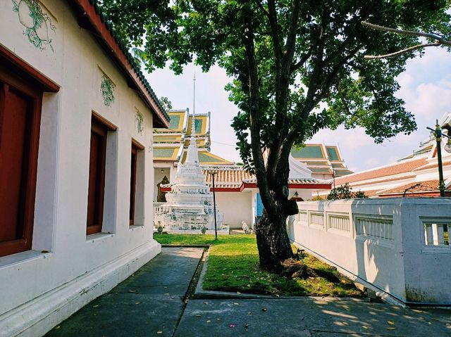 泰國曼谷市中心皇家古跡寺廟景點:Ratcha Orasaram Ratchaworawihan (Chom Thong)，適合拍照📸打卡