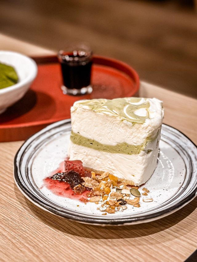 𓇣日本過江龍Cafe ·必點黑蜜抹茶蕨餅