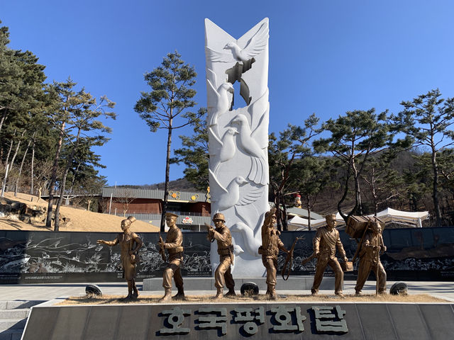 "자유와 평화를 지킨 영웅들을 기리다, 칠곡호국평화기념관"