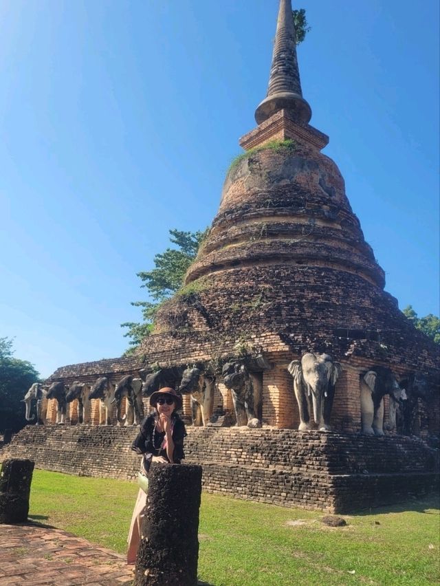 วัดศรีชุม (พระอจนะ) สุโขทัย