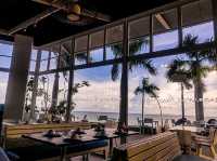 Early Dinner by the Sea!