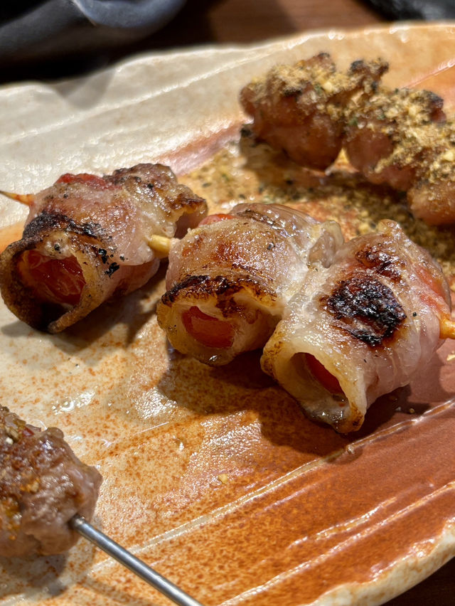 【大阪・日本橋】本場東京の焼きとんが楽しめる「炭火焼き くまのもり」