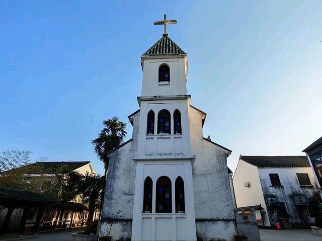 Catholic Church: A Blend of Eastern and Western Architecture