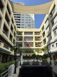 曼谷｜澎蓬站蘇坤逸生活圈 S33酒店性價比極高 對巷就是自助洗衣