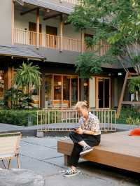 Hotel Wizpark Ratchada สงบ ร่มรื่น มีแมวให้จกด้วย