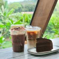 Brown Cabin Chocolate Cafe ระยอง
