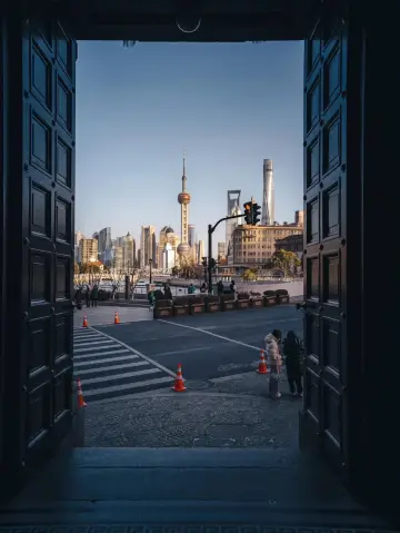 Oriental Pearl Tower (Shanghai) 