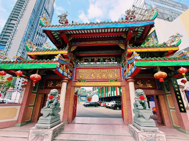 泰國曼谷湄南河畔BTS天鐵華人文化祠堂古寺廟商場一日遊行程，適合休閒逛街打卡拍照📸