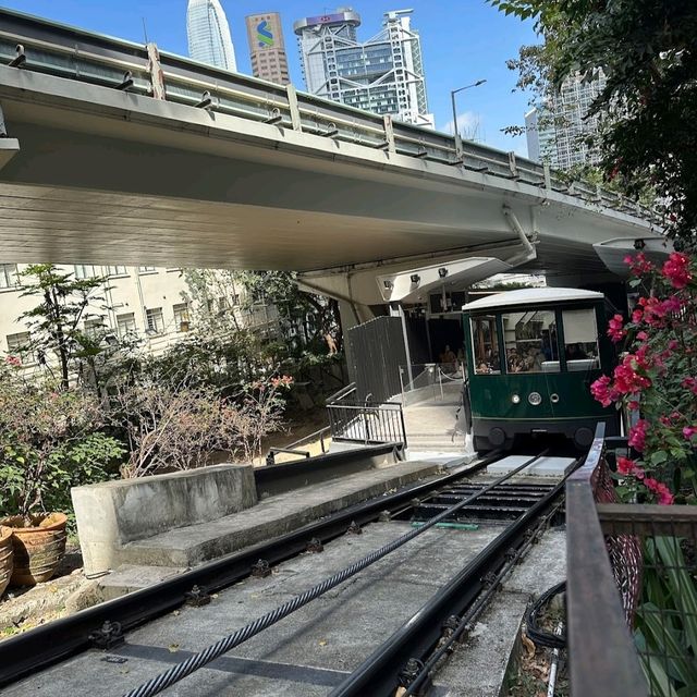 The best view of victoria peak tram The best view of victoria peak tram