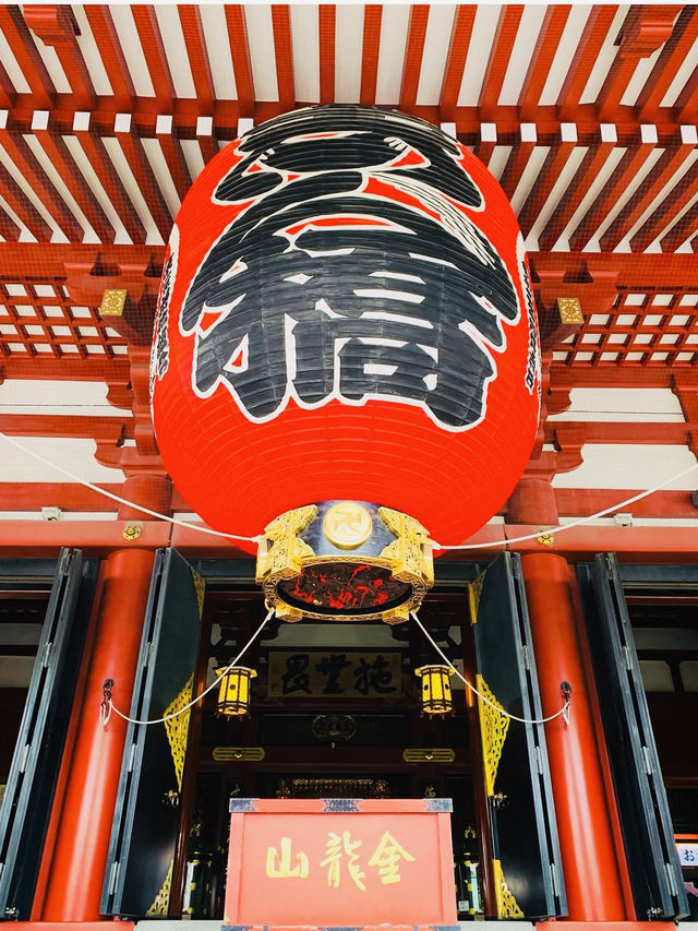 วัด Asakusa ยามเช้า บรรยากาศเงียบสงบ ชิลๆ สบายๆ