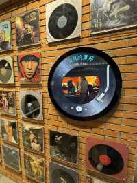Xitang, Jay Chou, and Endless Replays: A Fan’s Dream Escape