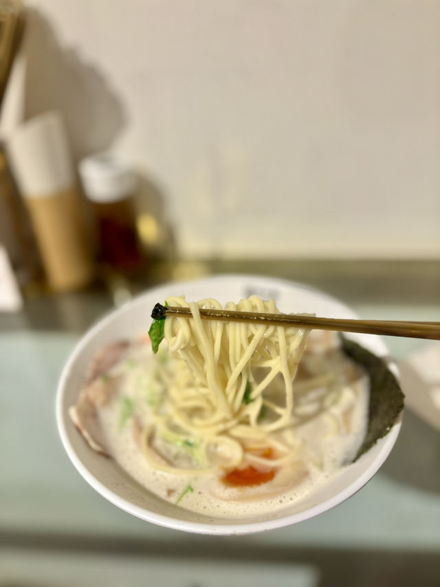 【灣仔】麺屋こころ：讓人滿足的雞白湯拉麵