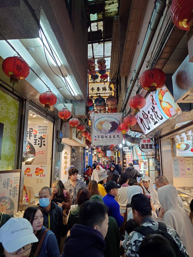 台湾の九份tripはここ！伝統と赤い提灯の魅力に惹かれて