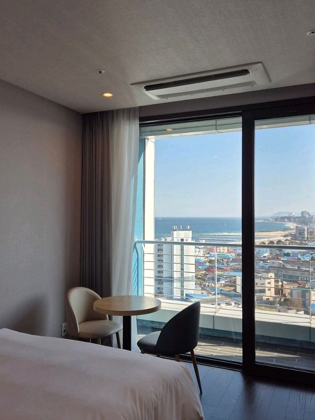 침대에서도, 욕조에서도 즐기는 오션뷰 호텔🌊