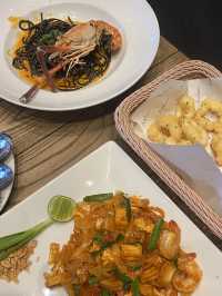 🍁 รีวิว Audrey Cafe คาเฟ่น่ารักบน EmQuartier 💗
