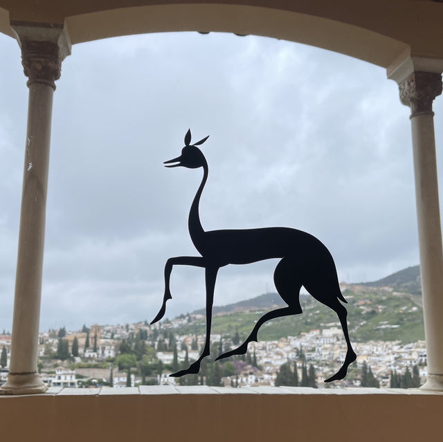 Granada ศิลปะแห่งอันดาลูเซีย สเปนตอนใต้