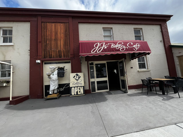A great meal at Longford JJ’s bakery & old mill cafe