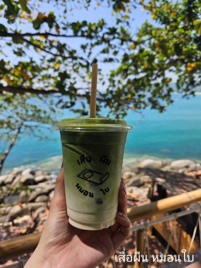 เสื่อผืน หมอนใบ คาเฟ่ภูเก็ต ที่วิวเด็ดหลักล้าน!!!