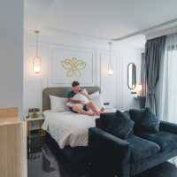 สุนทรีไปกับแสงสี Ratri Hotel Phuket Old Town