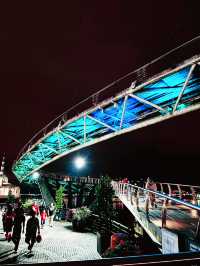 Darul Hana Bridge: Kuching’s Iconic Pedestrian Gateway and Instagram Favorite