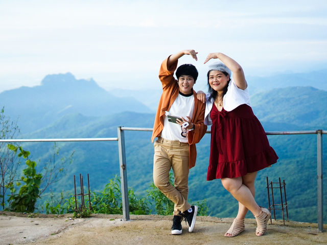 ขับรถขึ้นภูทับเบิก ถ่ายรูปสัมผัสอากาศหนาวกันเถอะ
