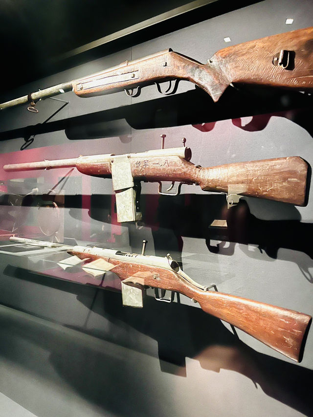 Time Changes Gallery: Echoes of Sarawak’s Past