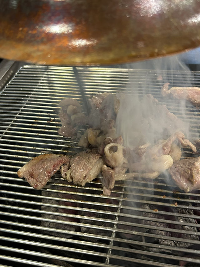 오리고기는 남의 입에 있는 것도 뺏어먹어라