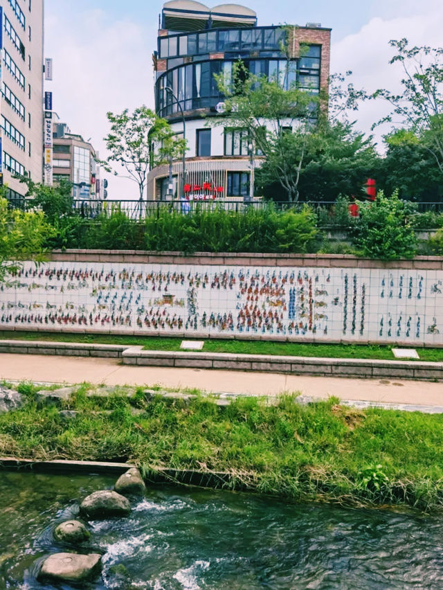 韓國🇰🇷清溪川