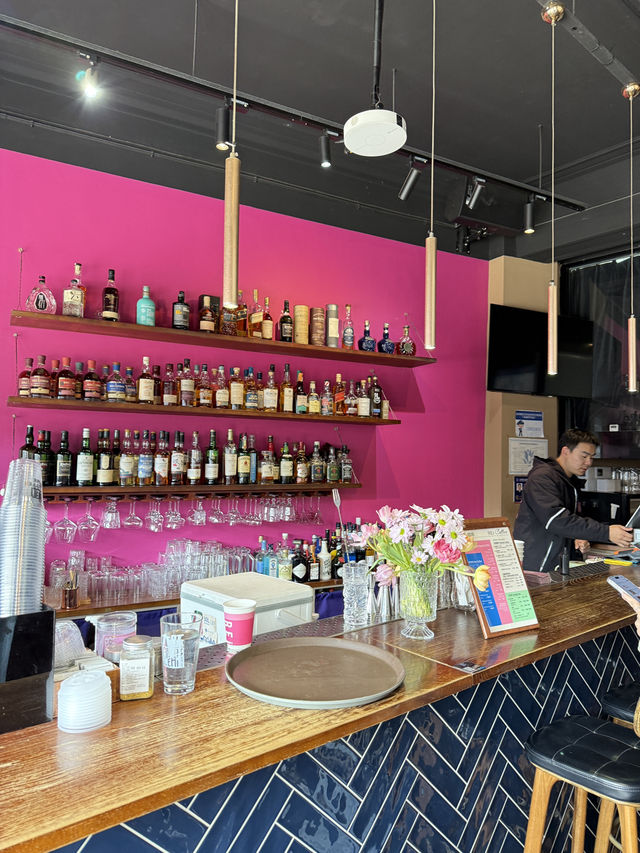 Rei Flower Coffee Bar, Shanghai 🌸☕️