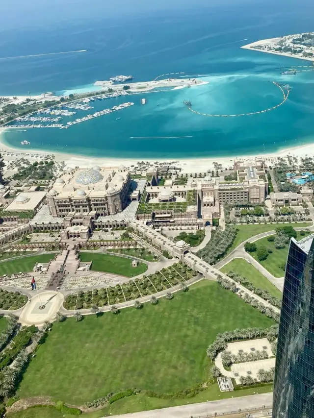 A Day in Abu Dhabi – Palaces, Panoramas & Pure Grandeur