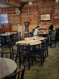 Retro Vibes & Coffee Sips at Chang Jiang, Ipoh