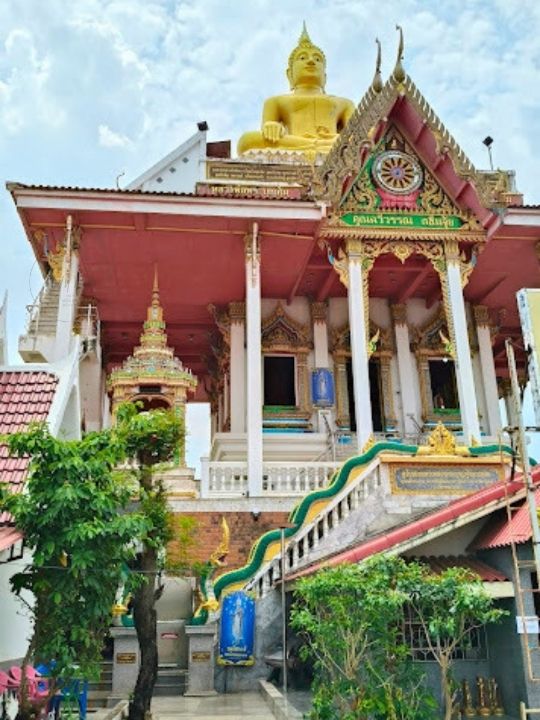 🌻 วัดริมฝั่งโขง วัดลำดวน