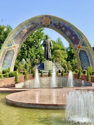 A Day in Dushanbe for Under $10 – Parks, Cafés & Local Vibes