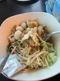ก๋วยเตี๋ยวสนามบินนราธิวาส
