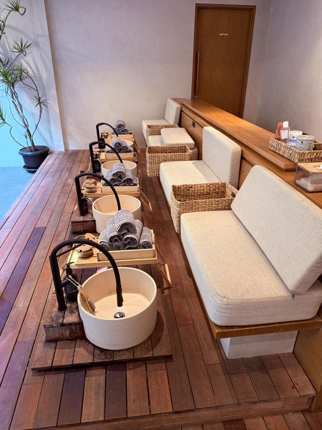 Aesthetic Spa in the middle of Bandung!