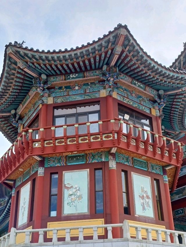 친구와 마주 앉아 나눈 잔잔한 속마음