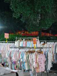 A lively street food paradise in Yiwu (But watch your step! 😭)