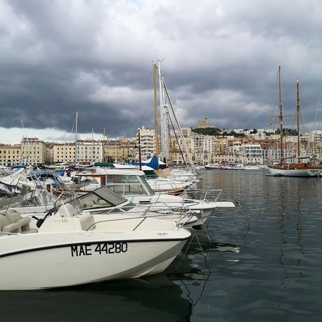 🌊☀️ Marseille Summer Guide: Sun, Sea & Mediterranean Magic  