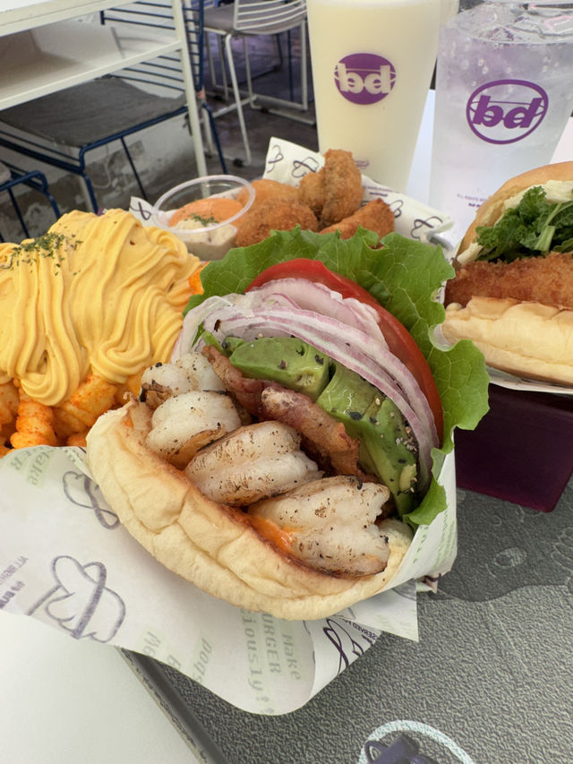 【韓国旅行】ダイエットは食べてから考えよ🍔✨️