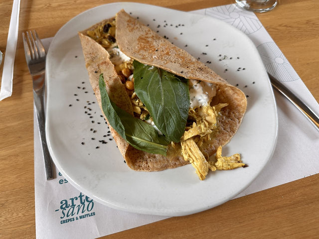 【Artesano Amsterdam Plaza by Crepes & Waffles｜シングルマザー応援カフェ】