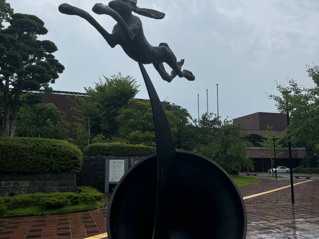 Fukuoka Art Museum: An Under S$10 Surprise in Ohori Park! 🎨✨
