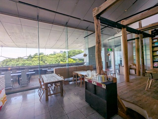 和歌山市 | BRING BOOK STORE 美術館的書香咖啡店