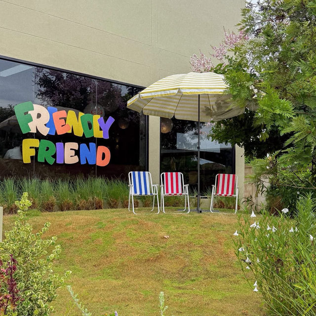 Friendly Friend • Pattaya, Chonburi  🛋🫒🌷🫧🍄✨