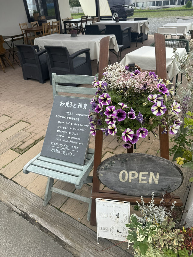 🌿 Otowaya Café — たくみの里で地元の味を楽しむほっこりカフェ