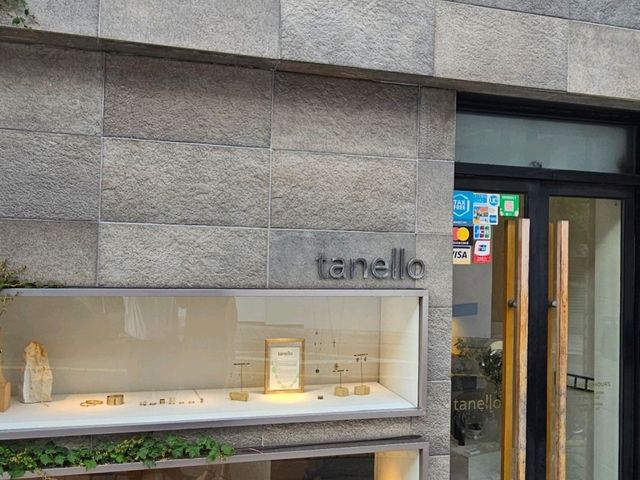 🛍 Two of My Favorite Shops to Visit in Bukchon