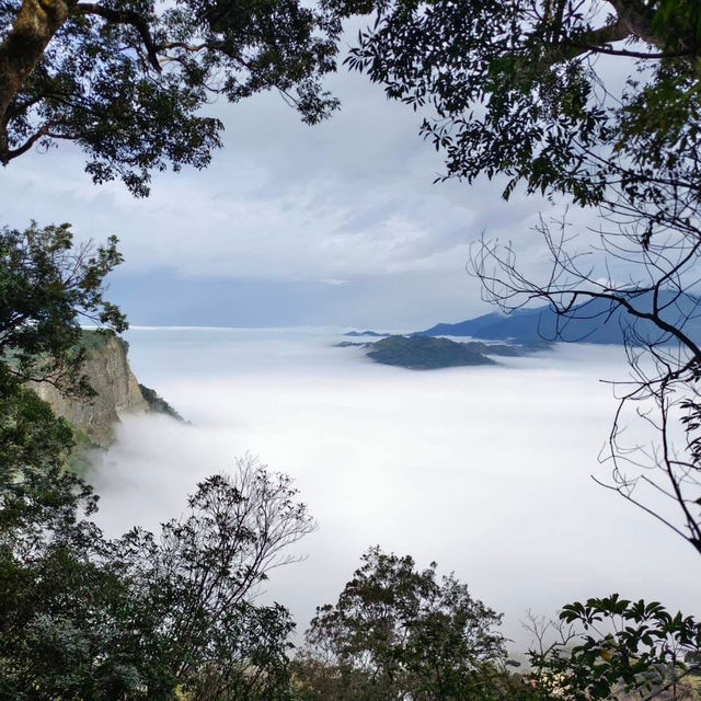 讓我們看雲去～馬拉邦山