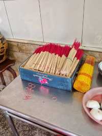 ศาลเจ้าแม่ทับทิมทอง The Shrine of Mae Tubtim Thong