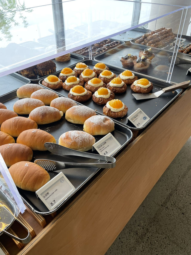 맛과 멋 모두 잡은 카페 brief journey