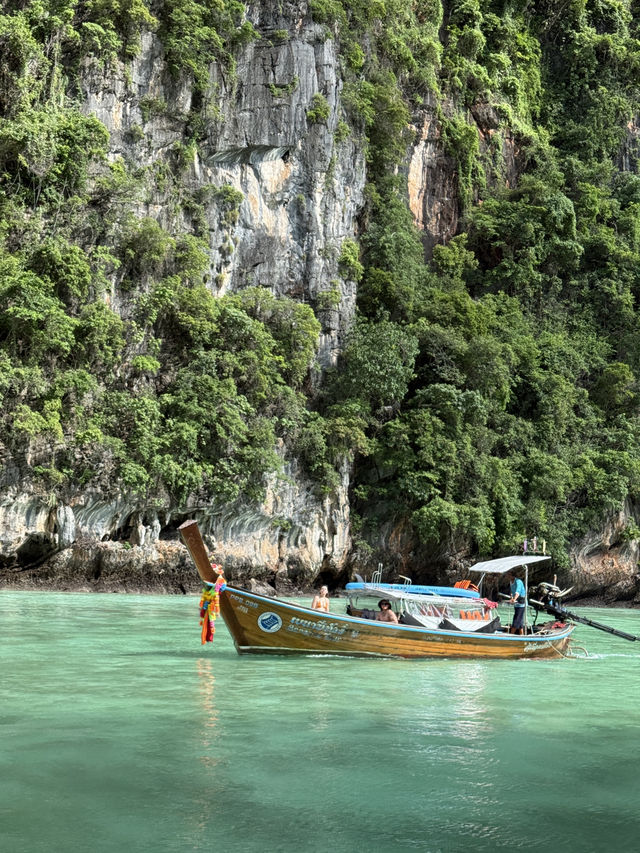 Phi phi island